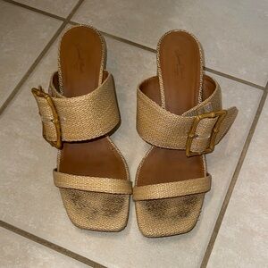 Universal Thread Tan Buckle Sandals